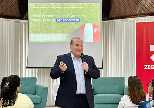 Zegel impulsa el liderazgo juvenil en Ica e Iquitos con CADE Universitario